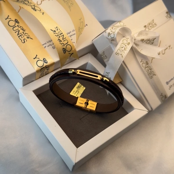 تصویر دوم دستبند طلا چرم مردانه مدرن L137